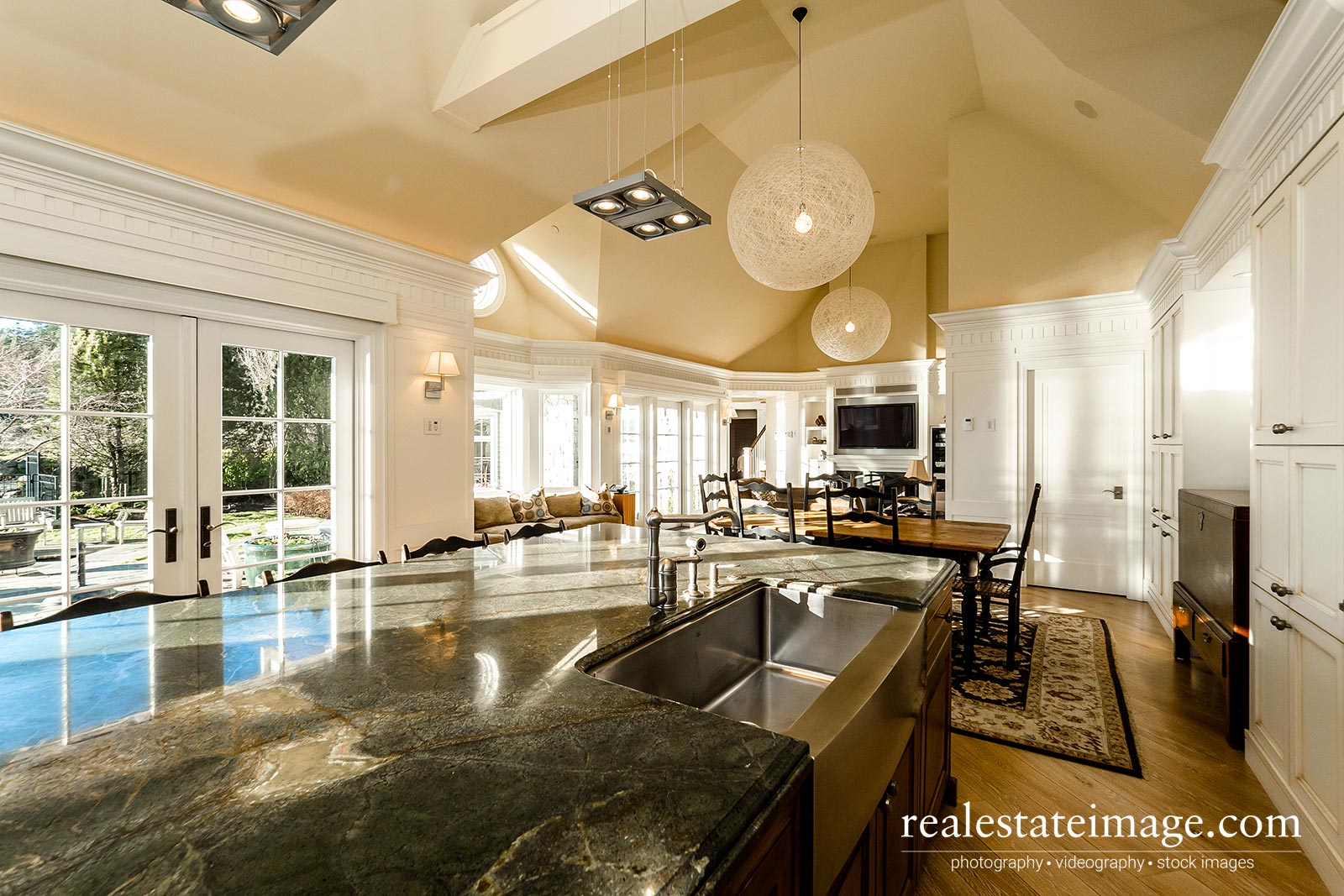 realestateimage.com kitchens