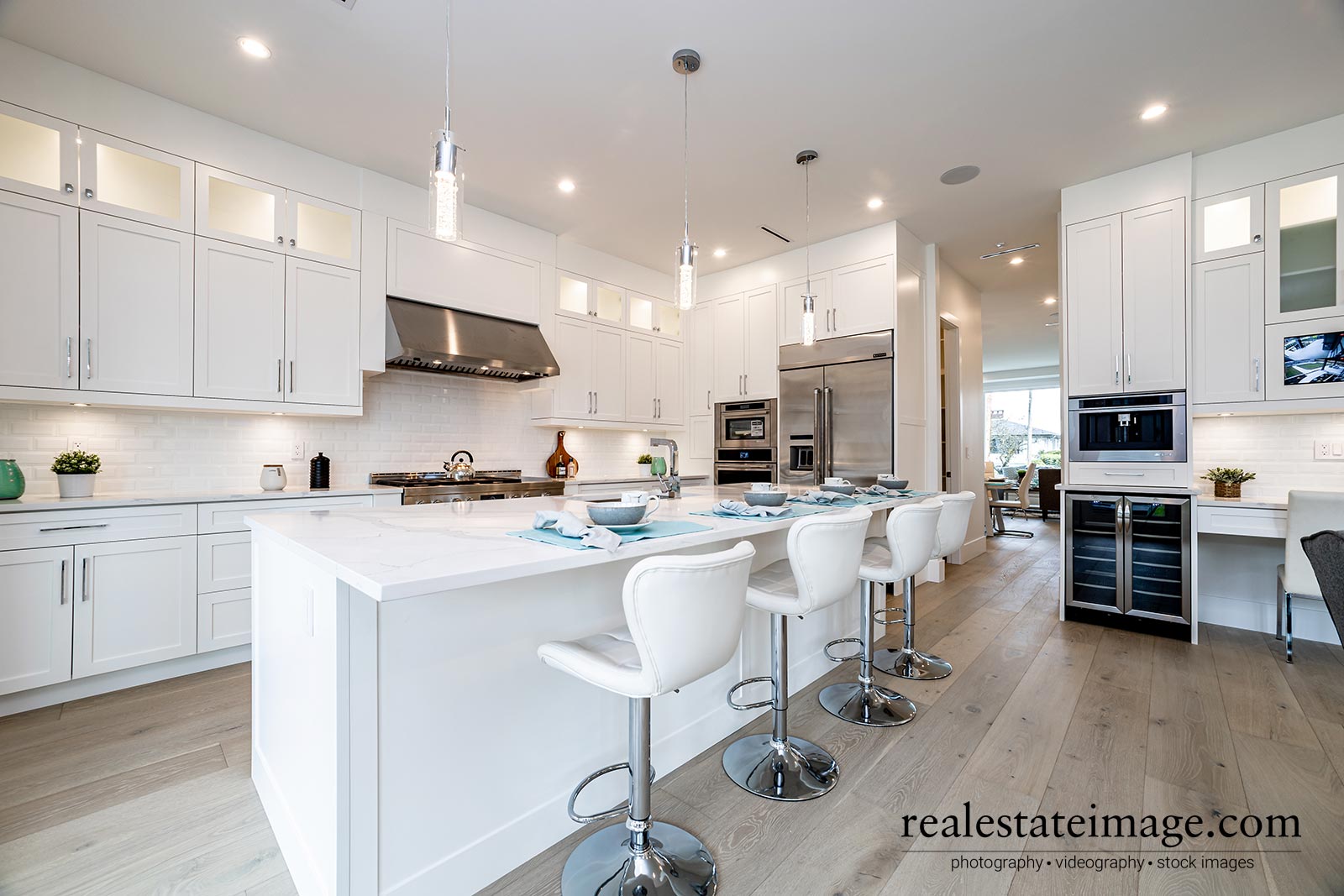 realestateimage.com kitchens